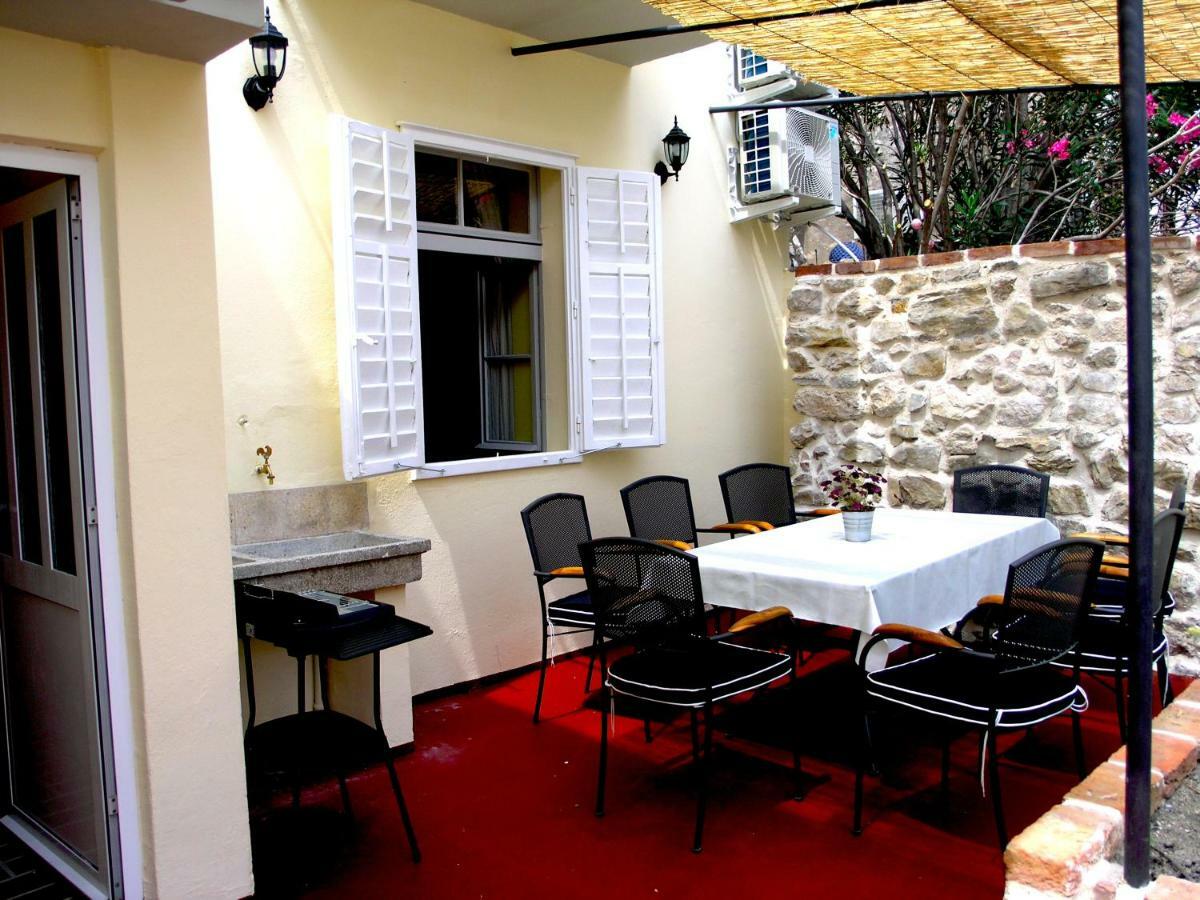 Holiday Home Lija Center Rab Town Exteriör bild